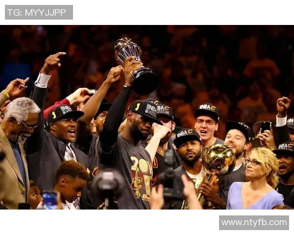 勇士与热火总决赛精彩回顾录像分析与精彩瞬间分享 勇士与热火总决赛精彩回顾录像分析与精彩瞬间分享